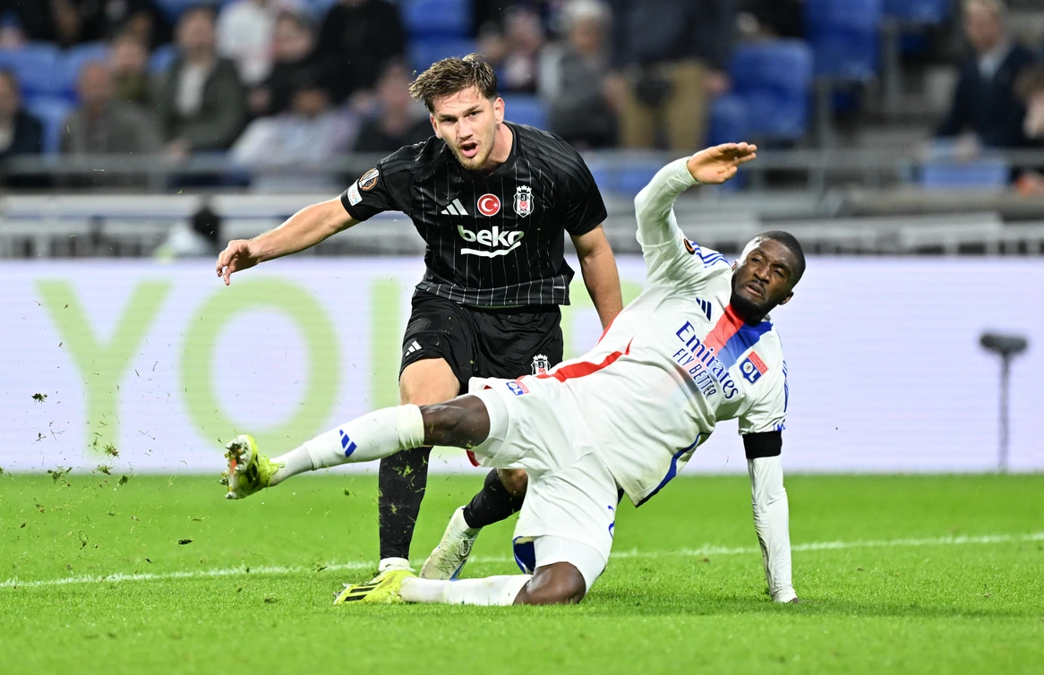 Lyon vs Besiktas JK (02:00 &#8211; 25/10) | Xem lại trận đấu